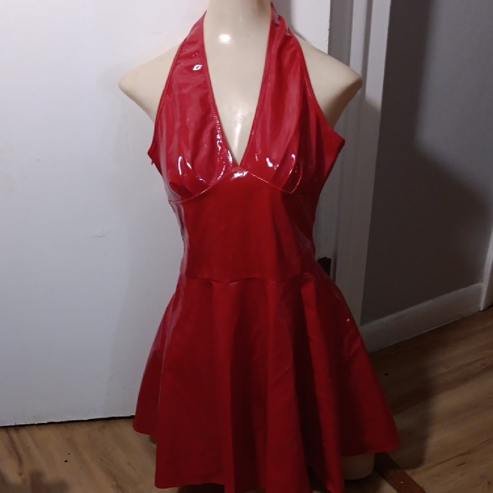 Elegant Backless Red Halter Dress